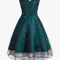 NEW  Size Large 50s Style Floral Embroidered Sweetheart Dress Emerald Green Dress With Petticoat 