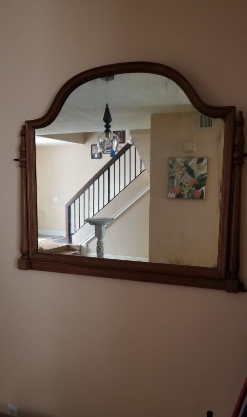 ANTIQUE DRESSER WALL MIRROR