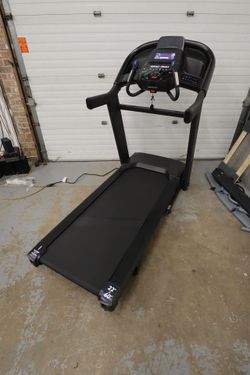 Used Horizon Fitness 7.4AT TM499G Folding Treadmill  