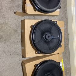 Chevy corvette C7 2014-2019 original Door speakers (Oem)