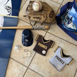 Padres San Diego Baseball Chris Young Package