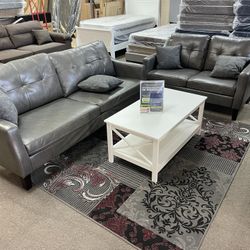 NEW LIVING-ROOM SET $899