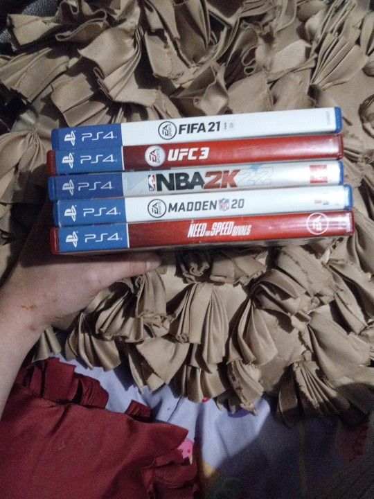 Various PS4 Games /5 Games