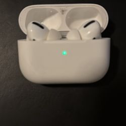 Apple AirPods Pro (Model A2084) - Great Condition