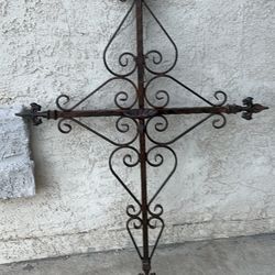 Iron Cross Wall Decor
