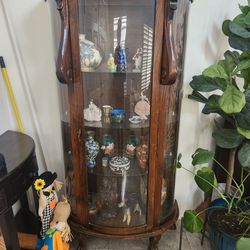 Wood/glass cabinet with shelves