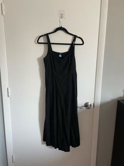 Black midi linen dress