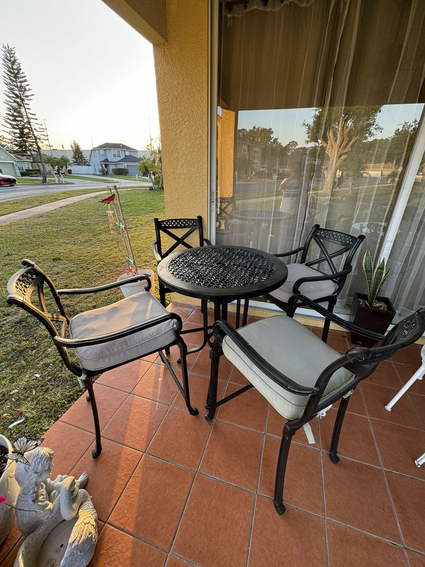 Patio Bistro