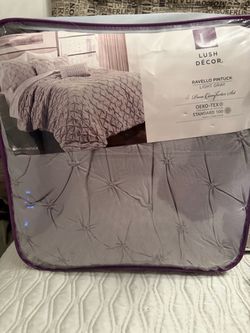 King size comforter and shams and pillow