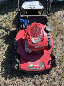 Toro recycler lawnmower