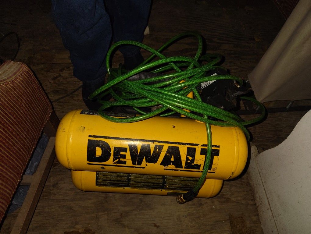 DeWalt Air Compressor