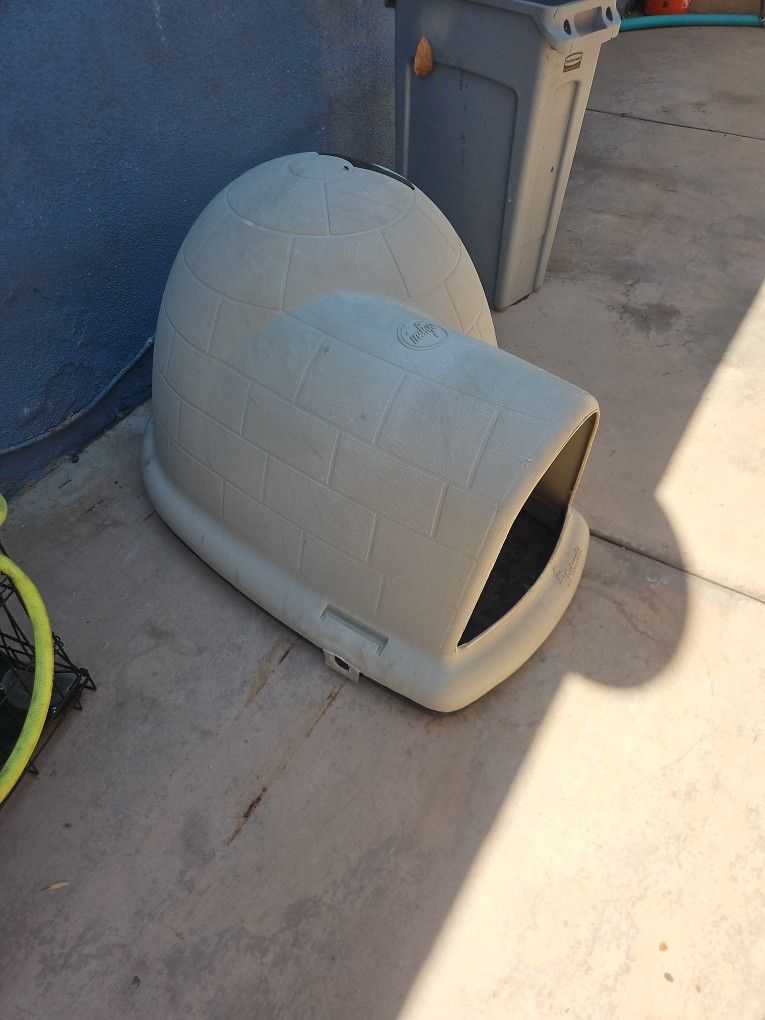 Dog House And Dog Cage For Medium Size Dog