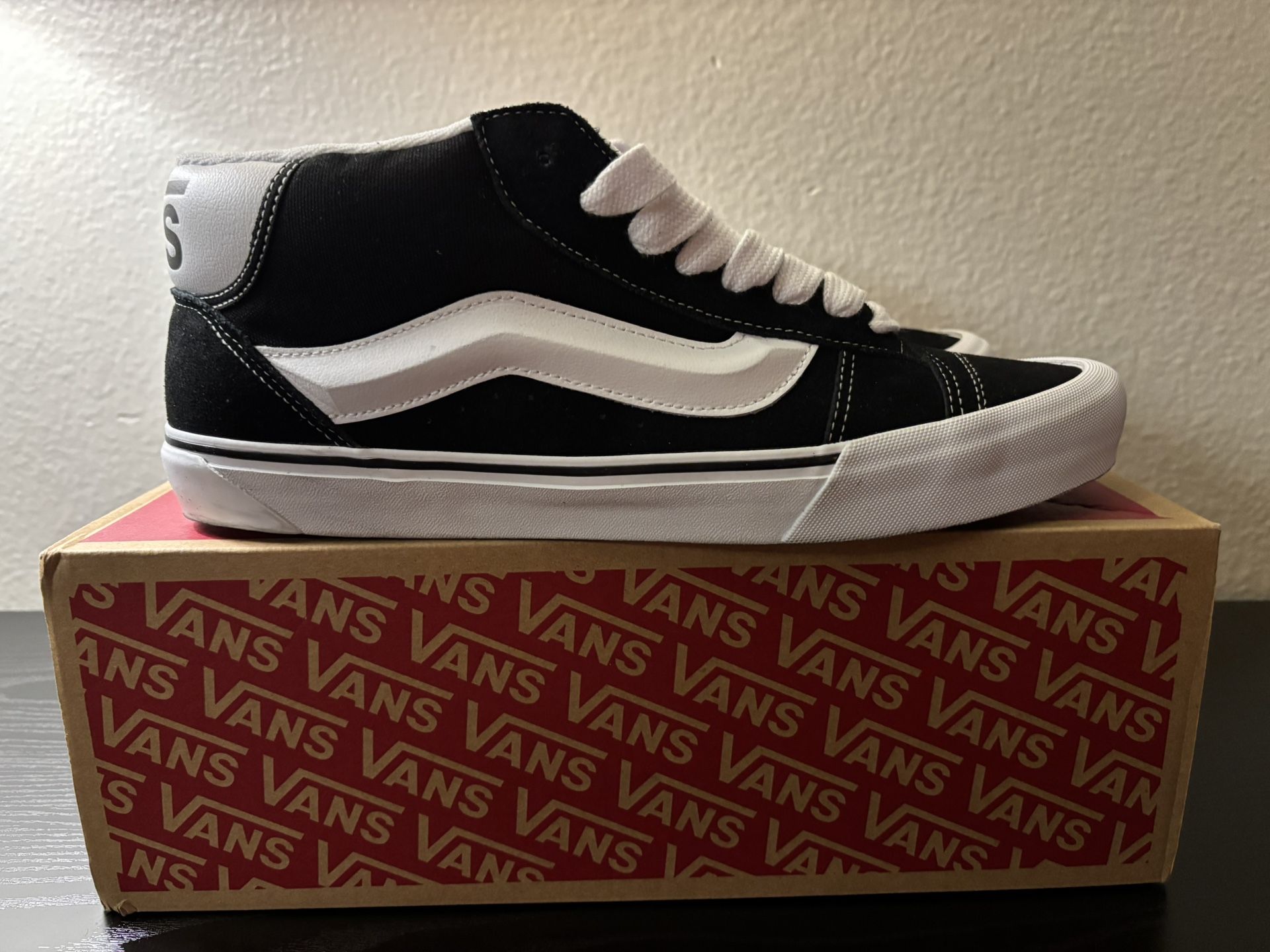 Vans Knu Mid