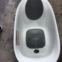 Boon Baby Bath Tub $20