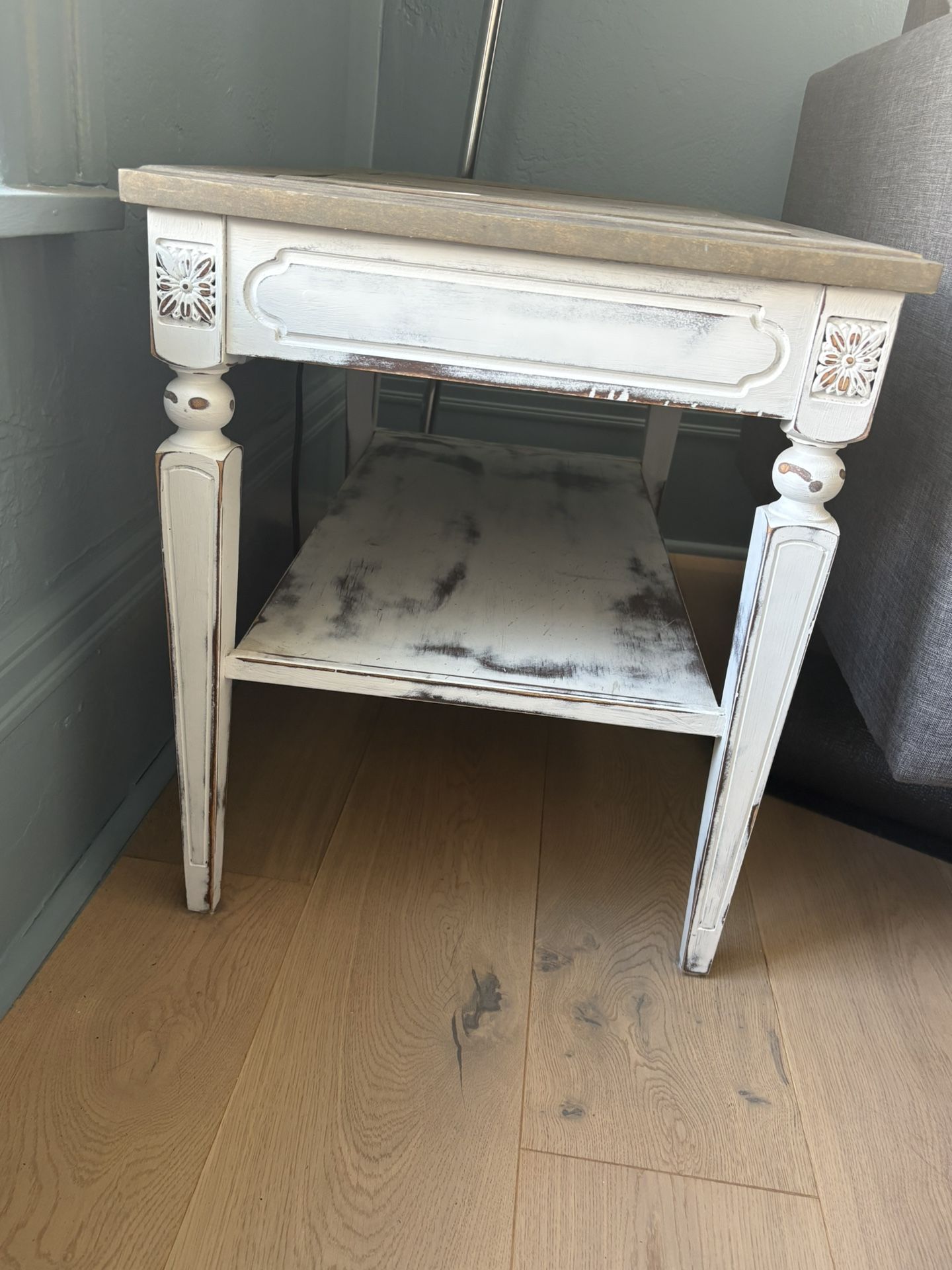 Set Of 2 Shabby Chic Wood Side Tables