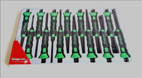 SNAP-ON  punch and Chisel set
