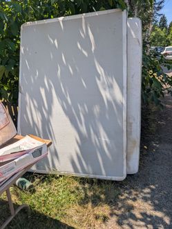 Free full size mattress & box spring
