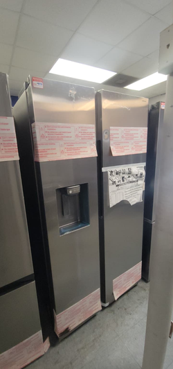Unknown Brand Side-by-Side Fridge – Stainless, Water & Ice