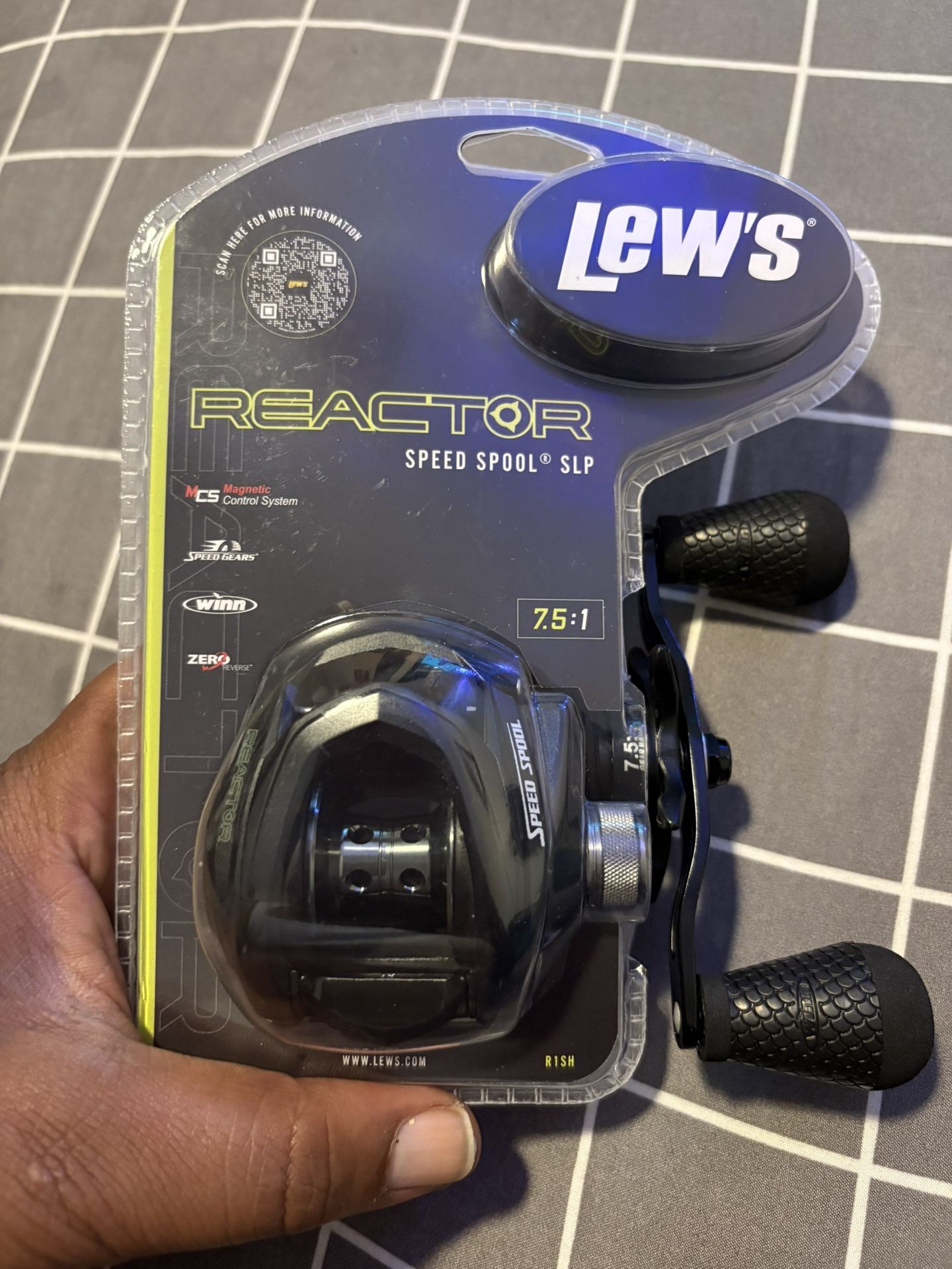Lews Reactor Baitcaster