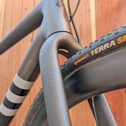 2022 Specialized Crux Pro (54cm)