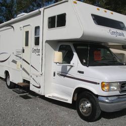 Jayco Greyhawk 24SS Open Floor Plan