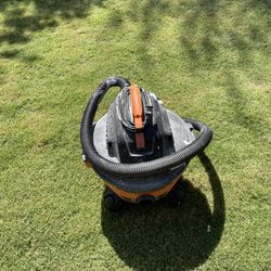  Vacuum Cleaner