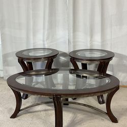 3 Piece Glass Top Coffee Tables / Mesas De Sala