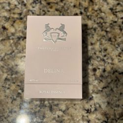 delina perfume