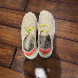 Brand New Hey Dudes, Size 10 In Women's 