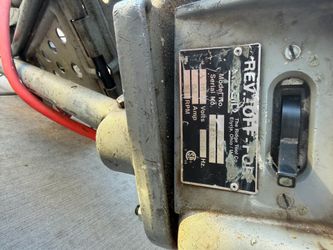 Ridgid 300 pipe threading machine