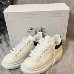 Alexander mcqueen size 7 men / 8.5 women