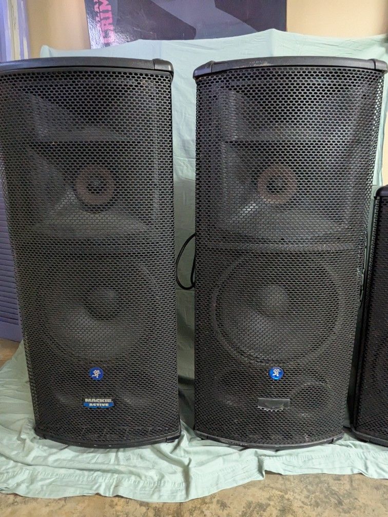 For Sale: Mackie SR1530 3-Way Active PA Speakers (Pair) – $1,100 OBO