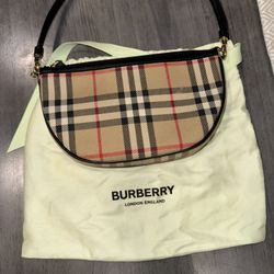 Burberry Should Bag