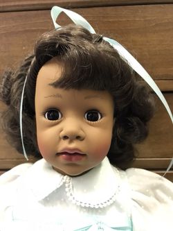 14” Madame Alexander Vinyl collectible doll