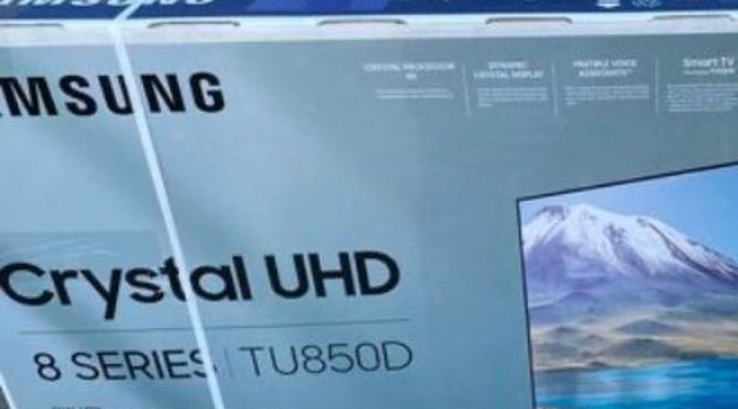 65" Samsung UHD 4K Series 8 Hdr