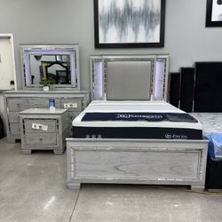 4pc Queen Bedroom Set 🩶🔥