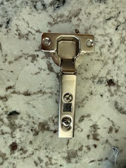 Blum cabinet hinges