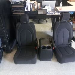 BRAND NEW BLACK CLOTH BUCKET SEATS WITH CONSOLE 