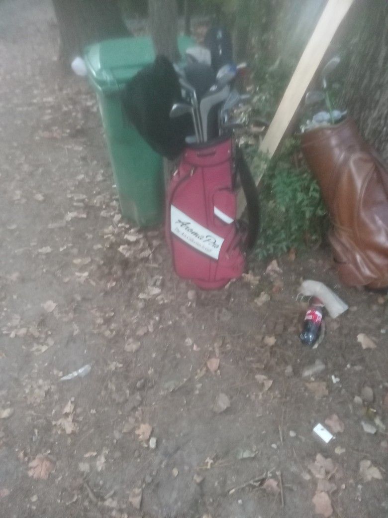 Aroma Pro Tour Bag Crammed With Pro Top Brand Clubs