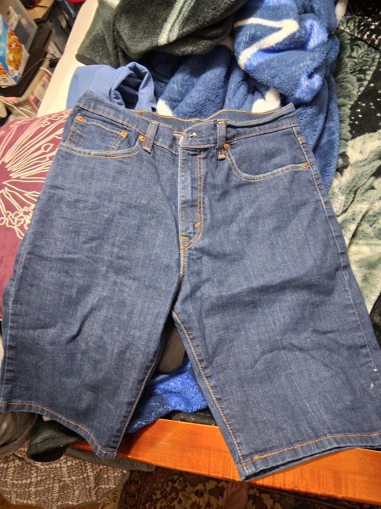 Levi Women Shorts