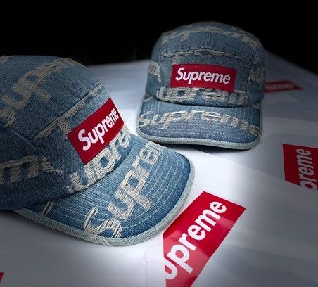 Supreme Denim Adjustable w. Original Bag