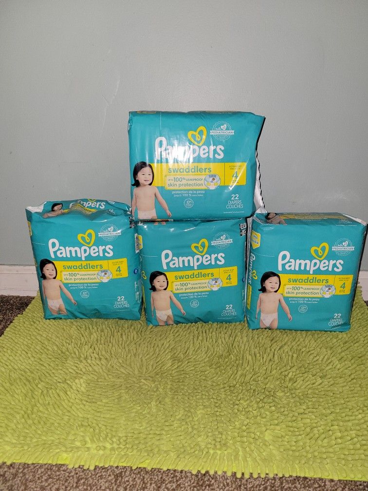 4 Pack 22 Diapers #4 Pampers Swaddlers