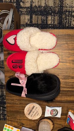 Victoria’s Secret slippers medium size