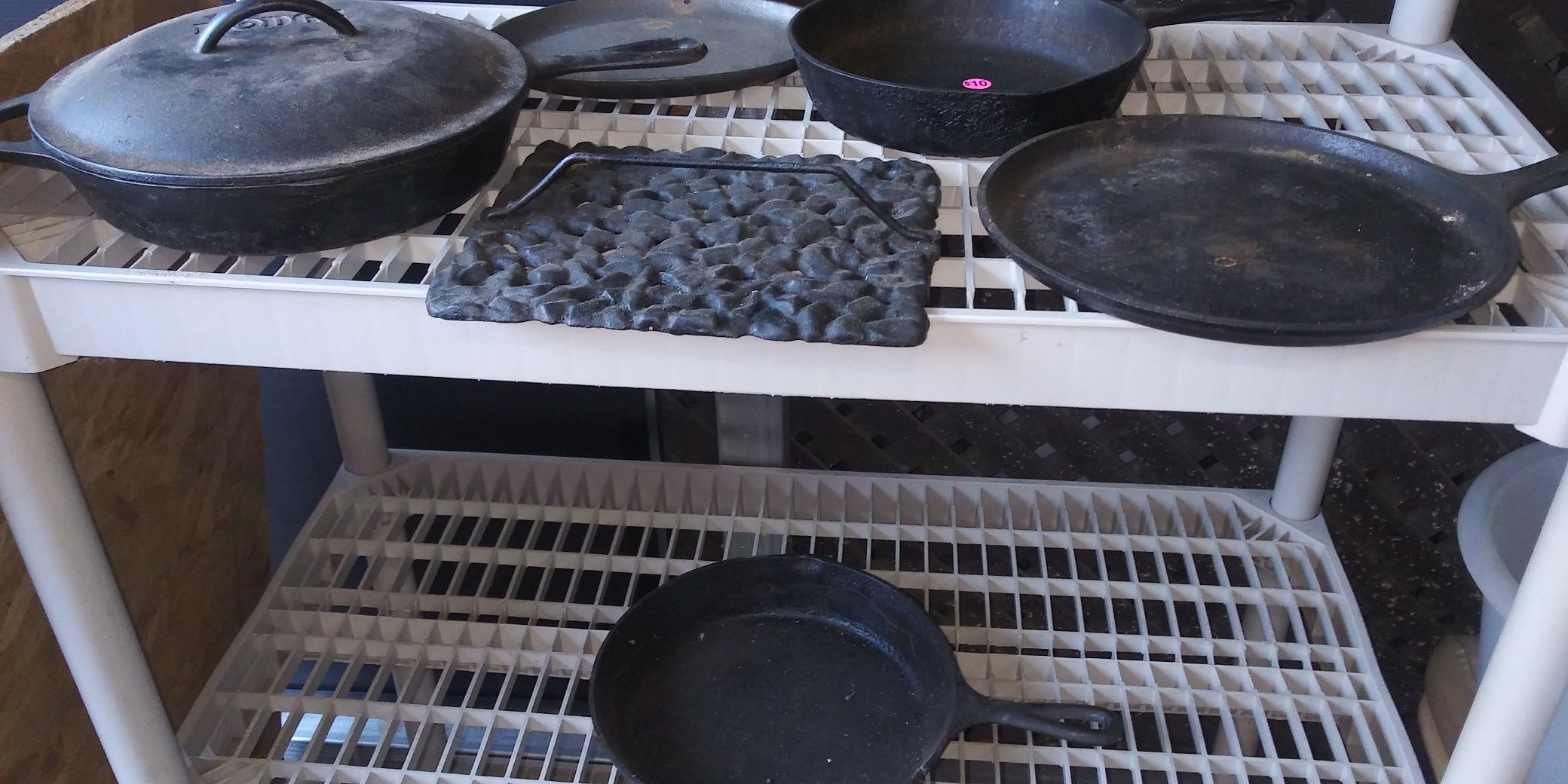 Cast iron caceroles. All for 35.00 FIRM