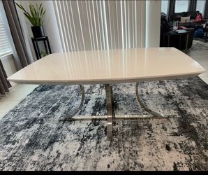 Dinning table