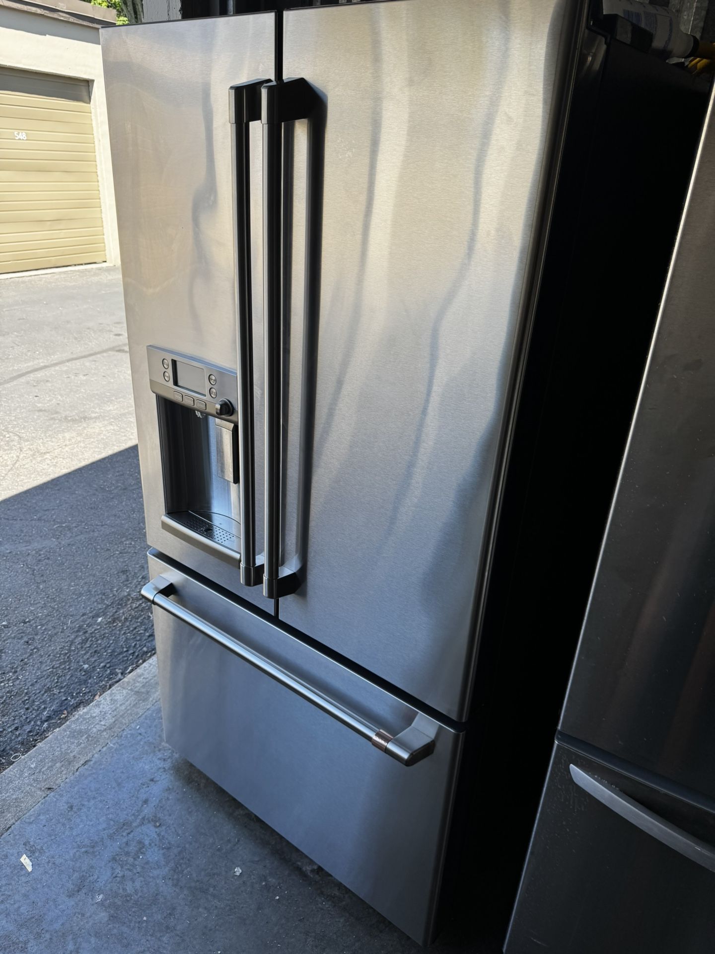 GE Fridge Cafe