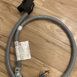 6FT 8 Conductors Electrical Whip with 90 degree angle and dual heads Connectors!
