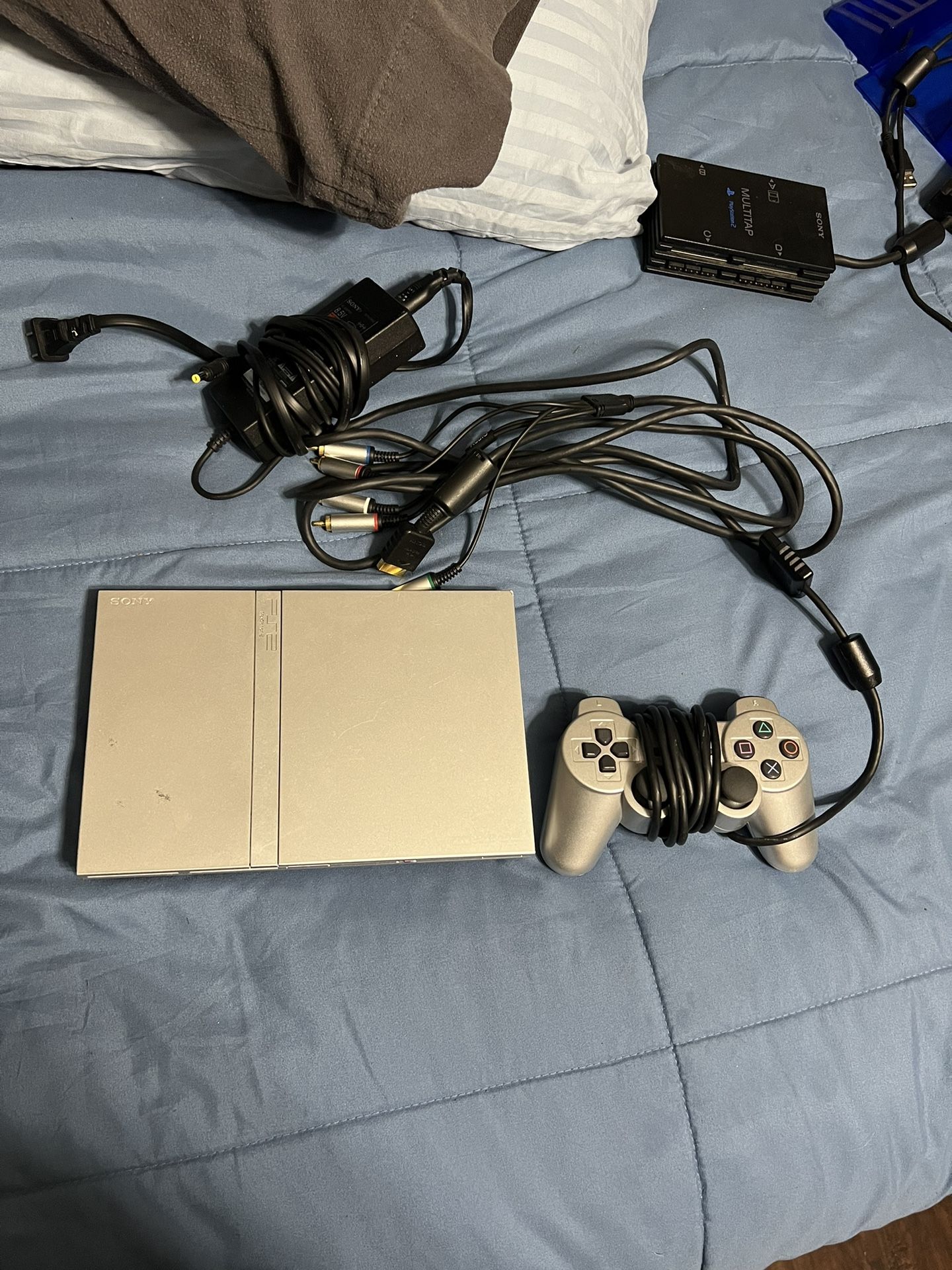 SCPH-90001 Playstation 2 Slim Silver With Silver Controller Tested and Working