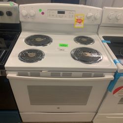GE JB258DMWW 30 in. 5.3 cu. ft. Electric Range Stove ORGGN