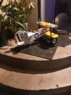 WoodenAirplane vintage